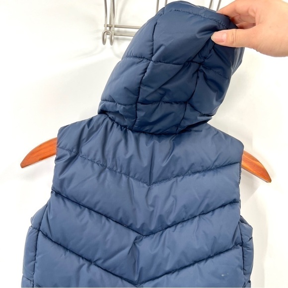 M&S London Studio Boy's Blue Hooded Puffer Vest Size 8-9 - Picture 7 of 12